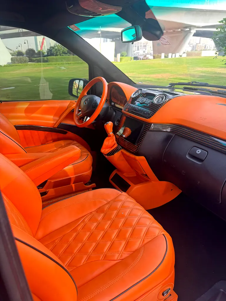 Pristine 2014 Mercedes-Benz Viano Avantgarde | GCC Specs - Image 8