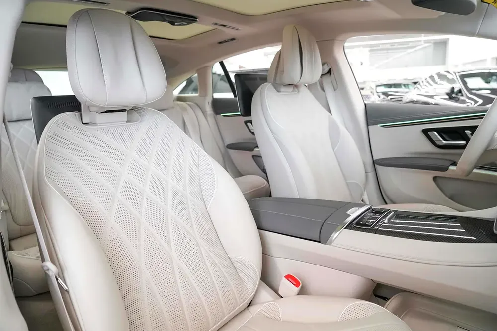 2023 MERCEDES BENZ EQS 580 4MATIC  / LOW MILEAGE / 21 INCH / DEALER WARRANTY AND SERVICE - Image 13