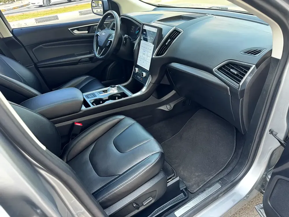 Ford Edge 2022 Gcc perfect condition - Image 11