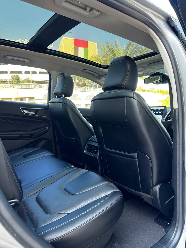 Ford Edge 2022 Gcc perfect condition - Image 13