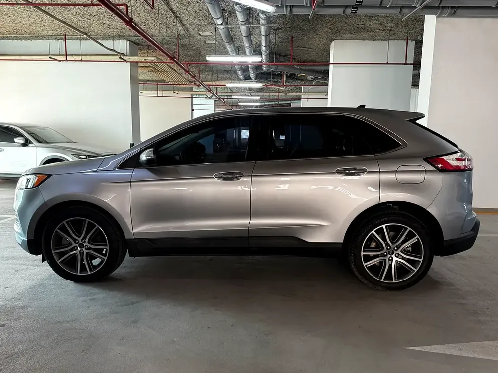 Ford Edge 2022 Gcc perfect condition - Image 8