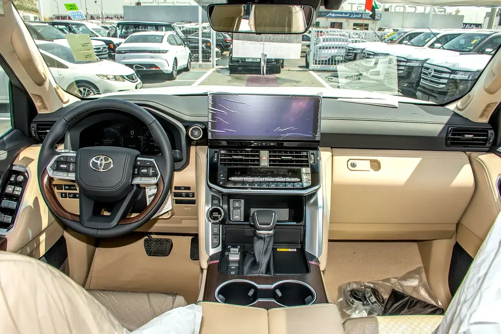 Toyota Land Cruiser VX TWIN TT 2026 - GCC Specs - Brand New - Image 12