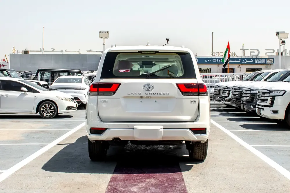 Toyota Land Cruiser VX TWIN TT 2026 - GCC Specs - Brand New - Image 7
