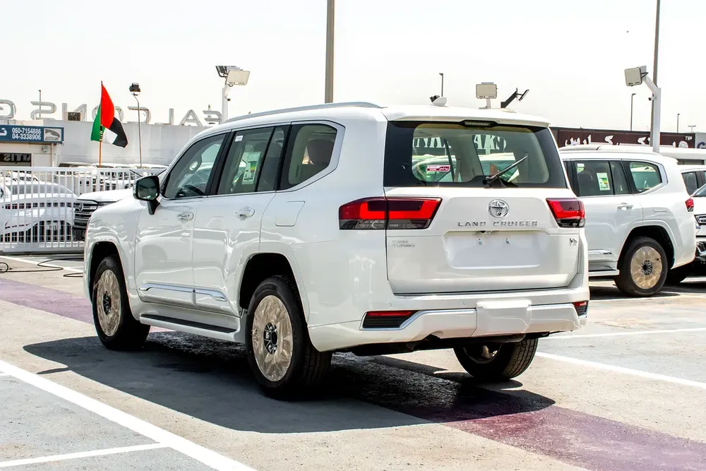 Toyota Land Cruiser VX TWIN TT 2026 - GCC Specs - Brand New - Image 8