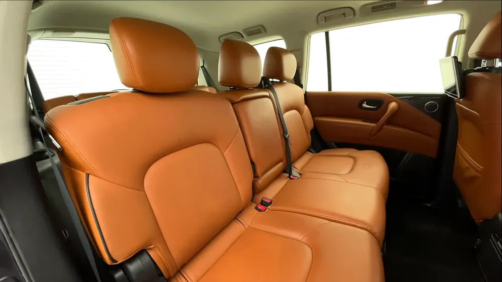 AED 2,272/m | 0 DP | Free 3 Months Warranty | Service History | 30 Day Return | NISSAN PATROL 2022 - Image 10