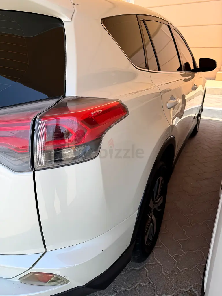 Toyota Rav 4 EX 2017 GCC Specs - Image 8