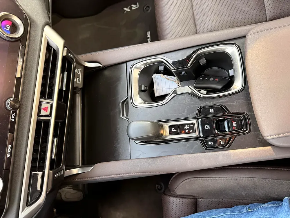 LEXUS RX 350H Luxury 2024 PREMIUM WITH PANORAMIC ROOF - Image 12