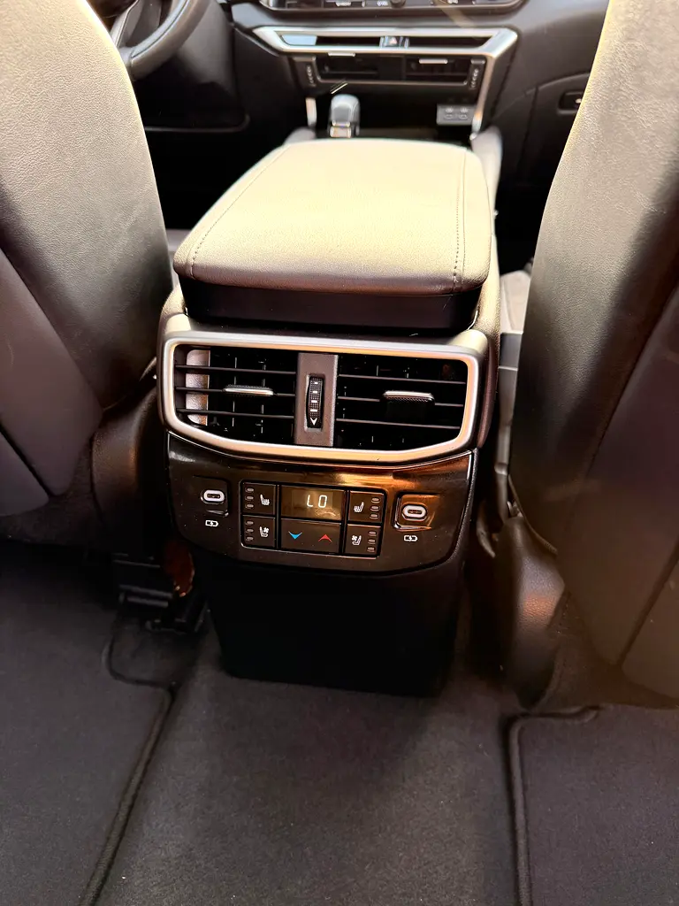 LEXUS RX 350H Luxury 2024 PREMIUM WITH PANORAMIC ROOF - Image 16