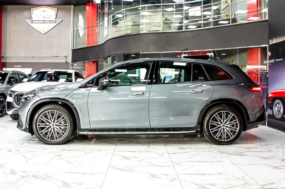 2023 Mercedes-Benz EQS 450 SUV 4MATIC | Full Option | Brand New Condition | GCC Spec - Image 5
