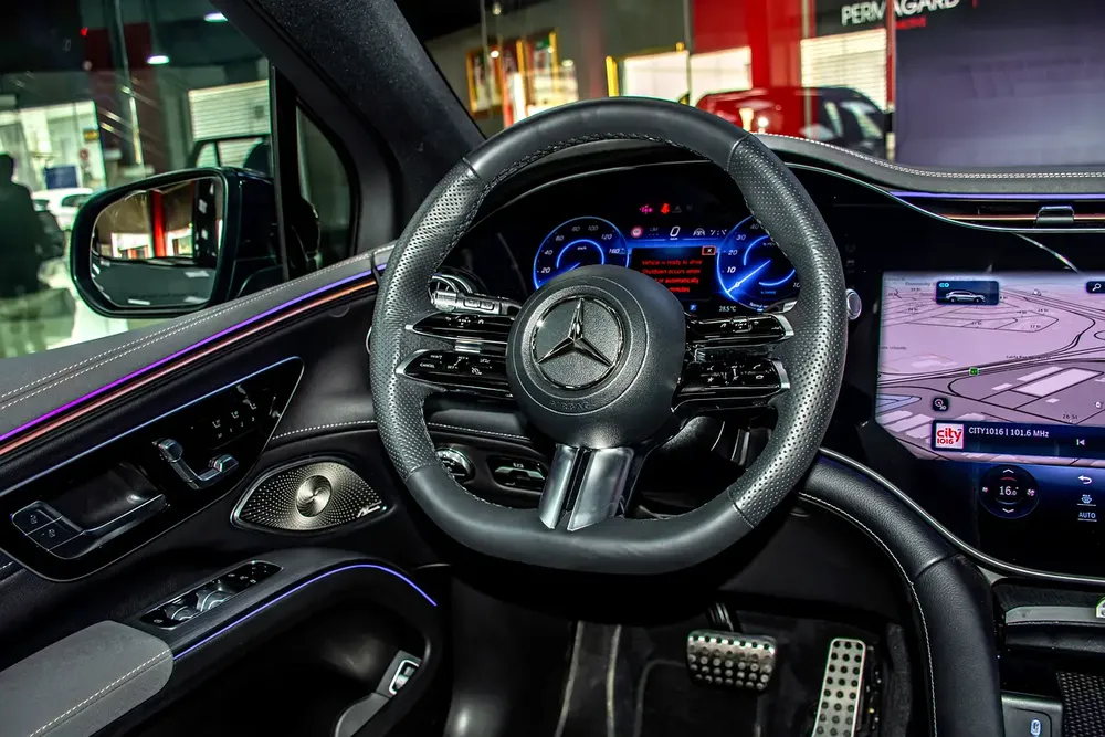 2023 Mercedes-Benz EQS 450 SUV 4MATIC | Full Option | Brand New Condition | GCC Spec - Image 9