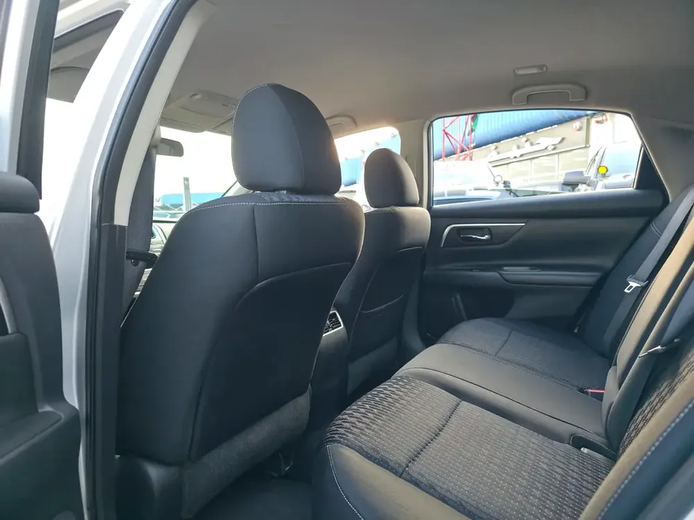 Nissan Altima SV 2017, V4 GCC Specs Very Well Maintained No Any Issue - Image 10
