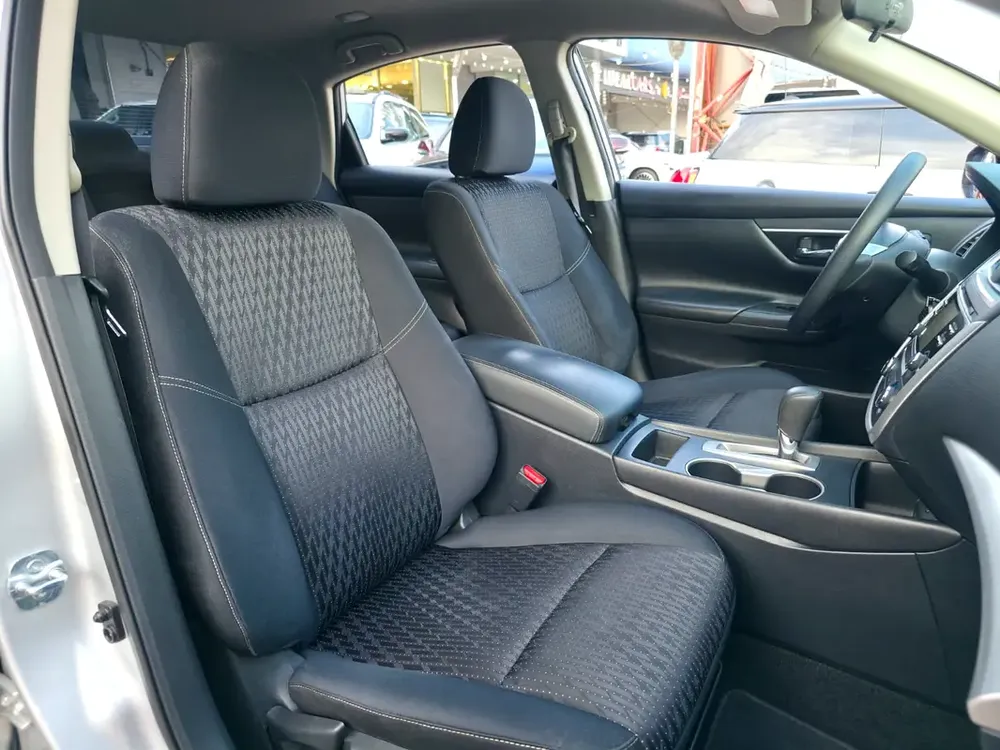 Nissan Altima SV 2017, V4 GCC Specs Very Well Maintained No Any Issue - Image 12