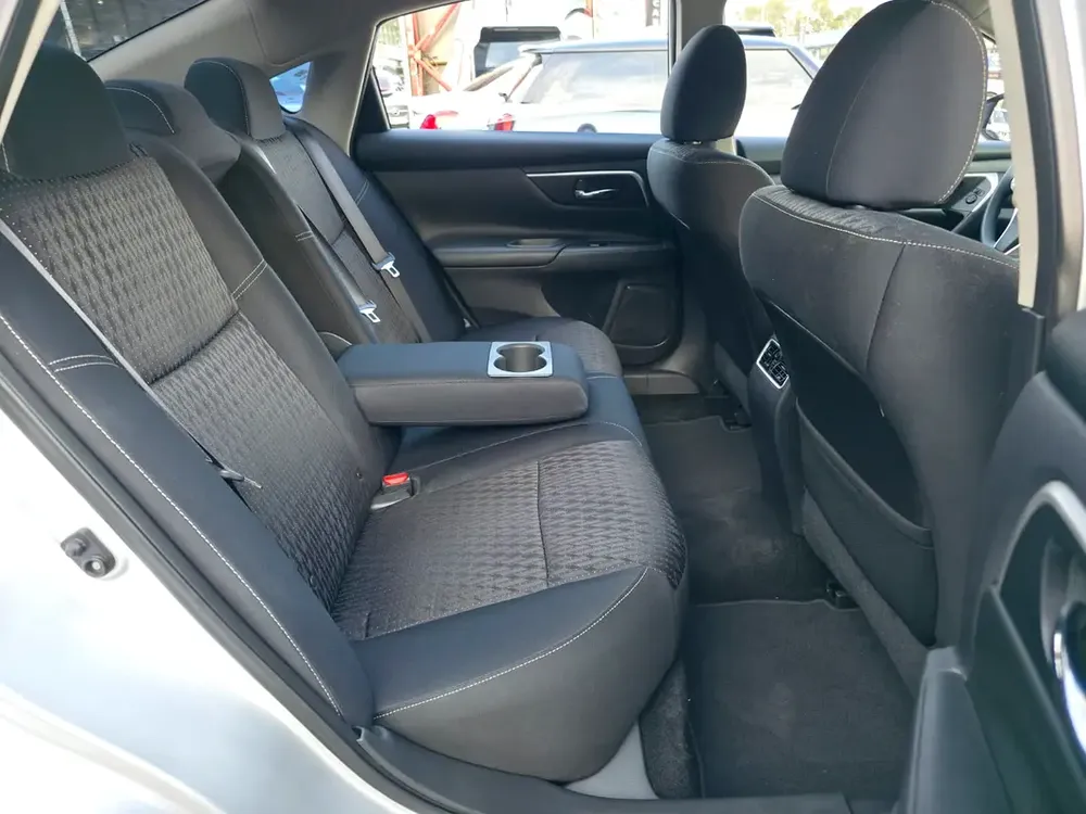 Nissan Altima SV 2017, V4 GCC Specs Very Well Maintained No Any Issue - Image 13