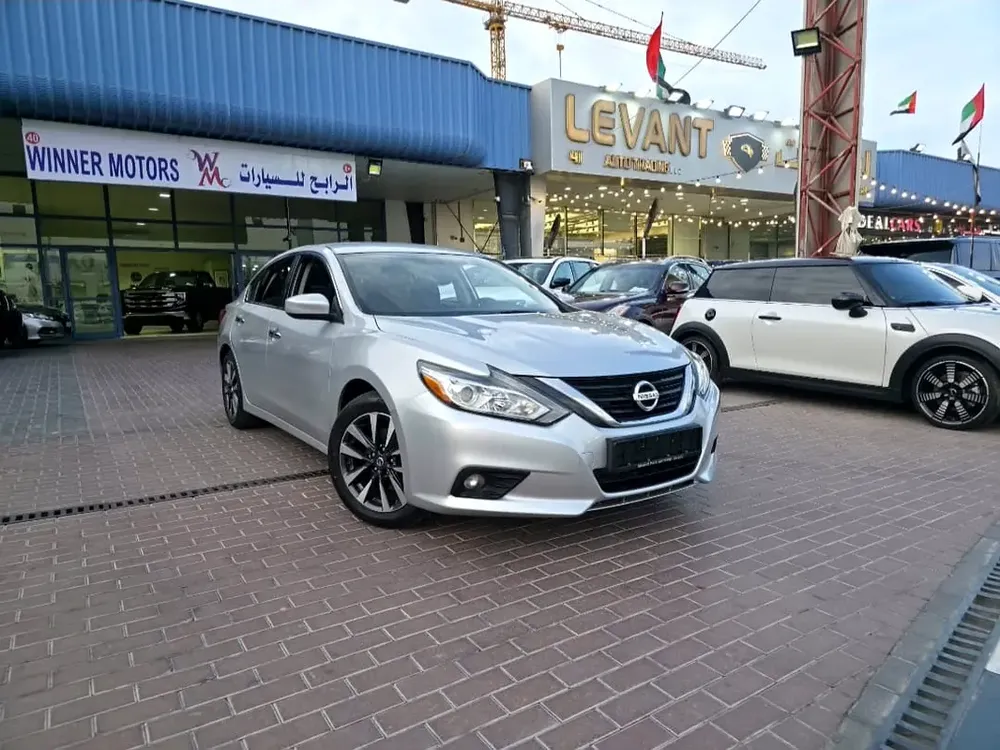 Nissan Altima SV 2017, V4 GCC Specs Very Well Maintained No Any Issue - Image 4