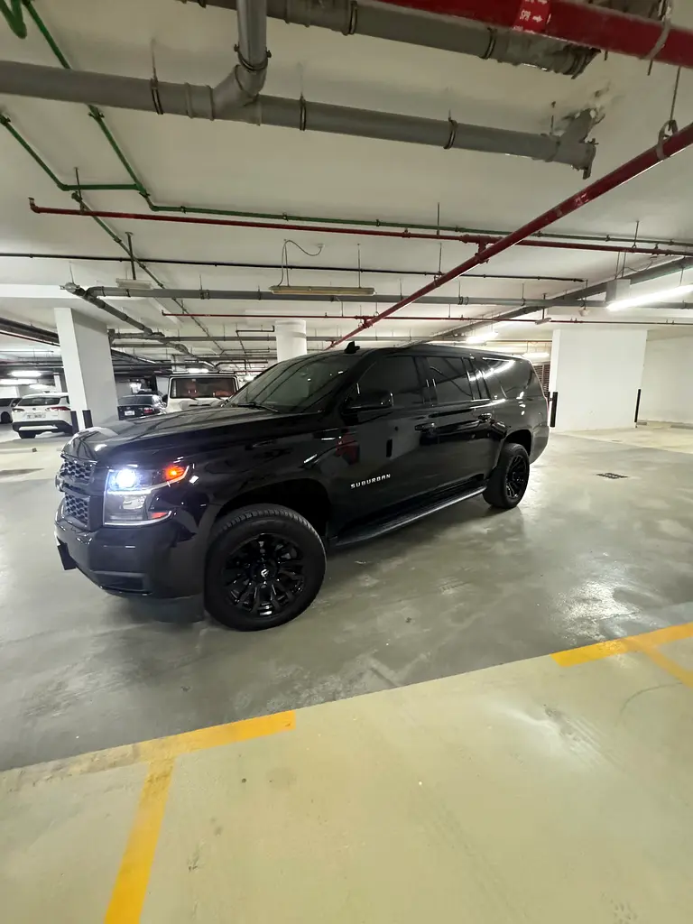 2019 Chevrolet Suburban LT | American Specs | Well Maintained - Image 4