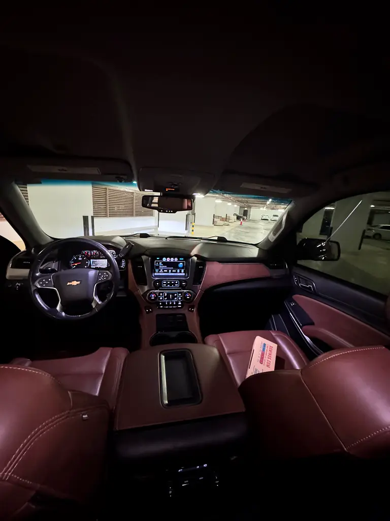 2019 Chevrolet Suburban LT | American Specs | Well Maintained - Image 8