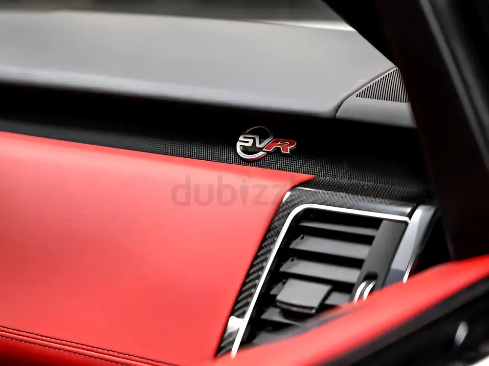 RANGE ROVER SPORT SVR - Image 17