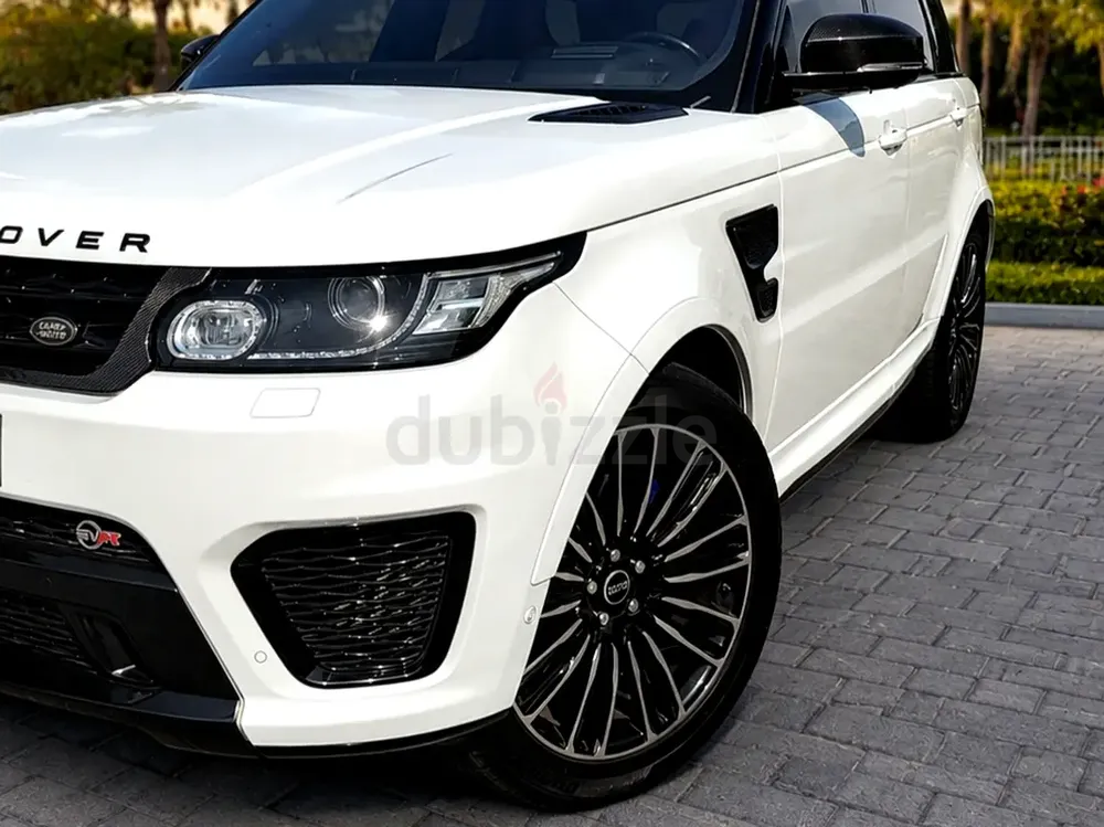 RANGE ROVER SPORT SVR - Image 6