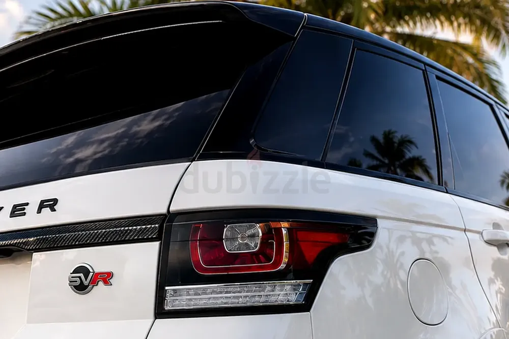 RANGE ROVER SPORT SVR - Image 8
