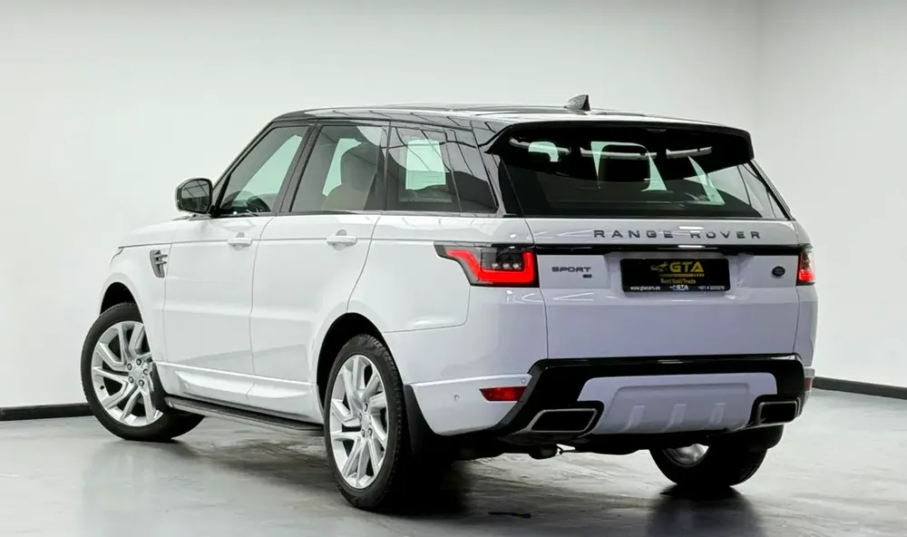 2022 Range Rover Sport HSE Dynamic, 2027 Range Rover Warranty, Full Range Rover Service History, GCC - Image 6