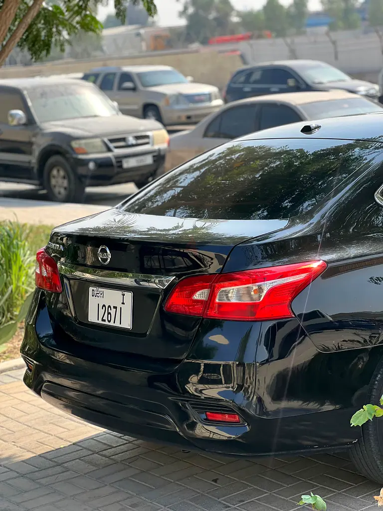 Nissan Sentra SV 2019, American Specs - Well Maintained - Image 4