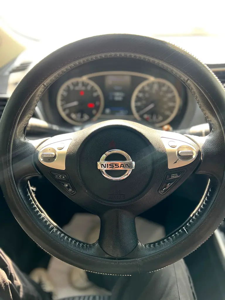 Nissan Sentra SV 2019, American Specs - Well Maintained - Image 5