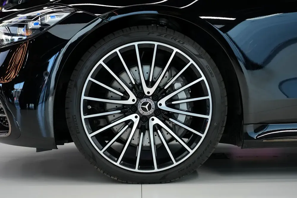 2026 Mercedes-Benz S-Class S 500 | GCC Specs | Brand New Luxury - Image 7