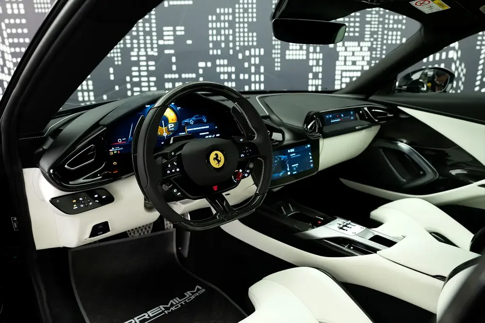 FERRARI | 12 CILINDRI | 2026MY | FULL SPECS CARBON FIBER INSIDE OUTSIDE - Image 10