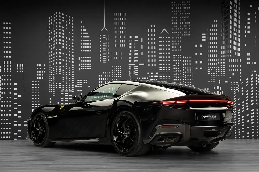 FERRARI | 12 CILINDRI | 2026MY | FULL SPECS CARBON FIBER INSIDE OUTSIDE - Image 4