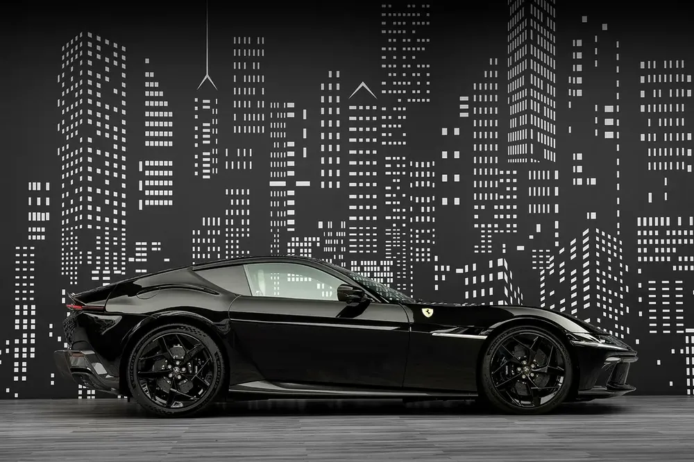FERRARI | 12 CILINDRI | 2026MY | FULL SPECS CARBON FIBER INSIDE OUTSIDE - Image 9
