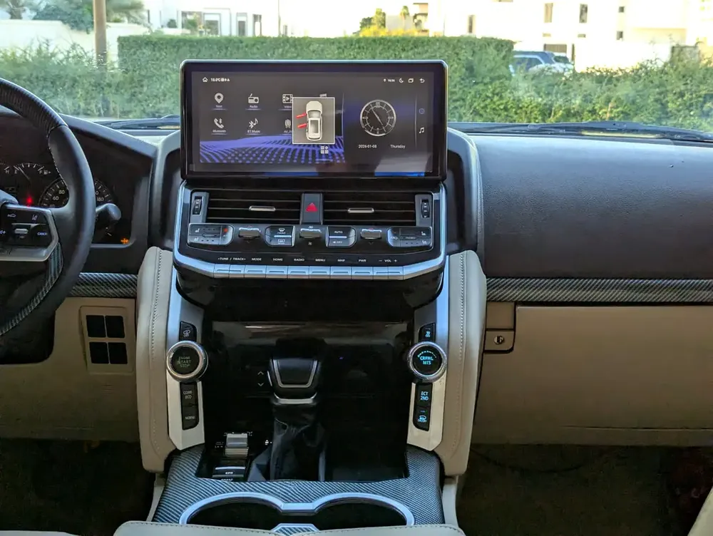 TOYOTA LAND CRUISER 2015 FACELIFTED 2025 WITH INTERIOR AND EXTERIOR GCC V6 4.0L - Image 5