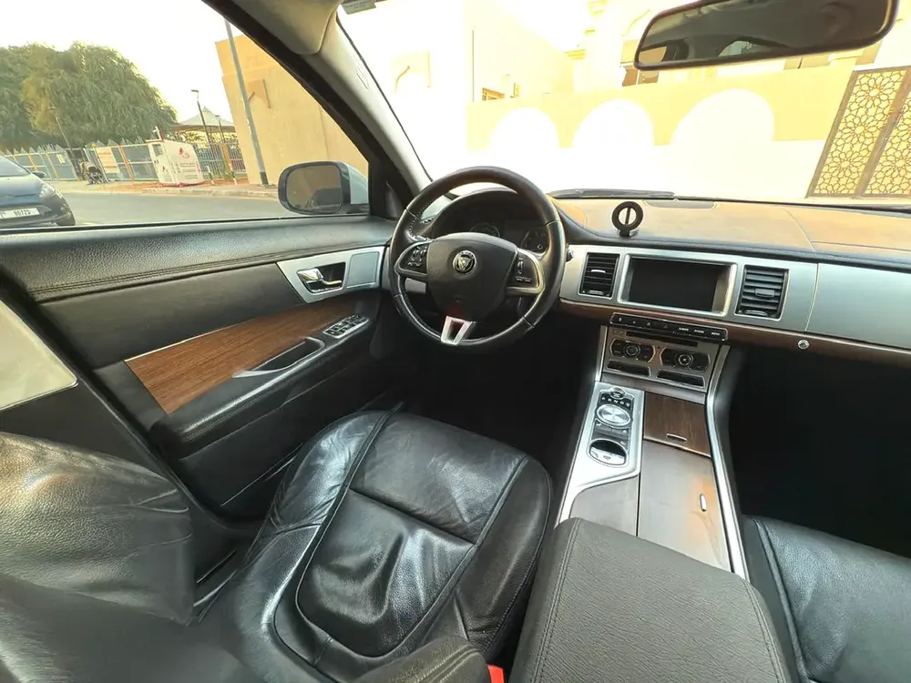 Jaguar XF 2015 | Clean Car | New Tyres | Well Maintained - Image 11