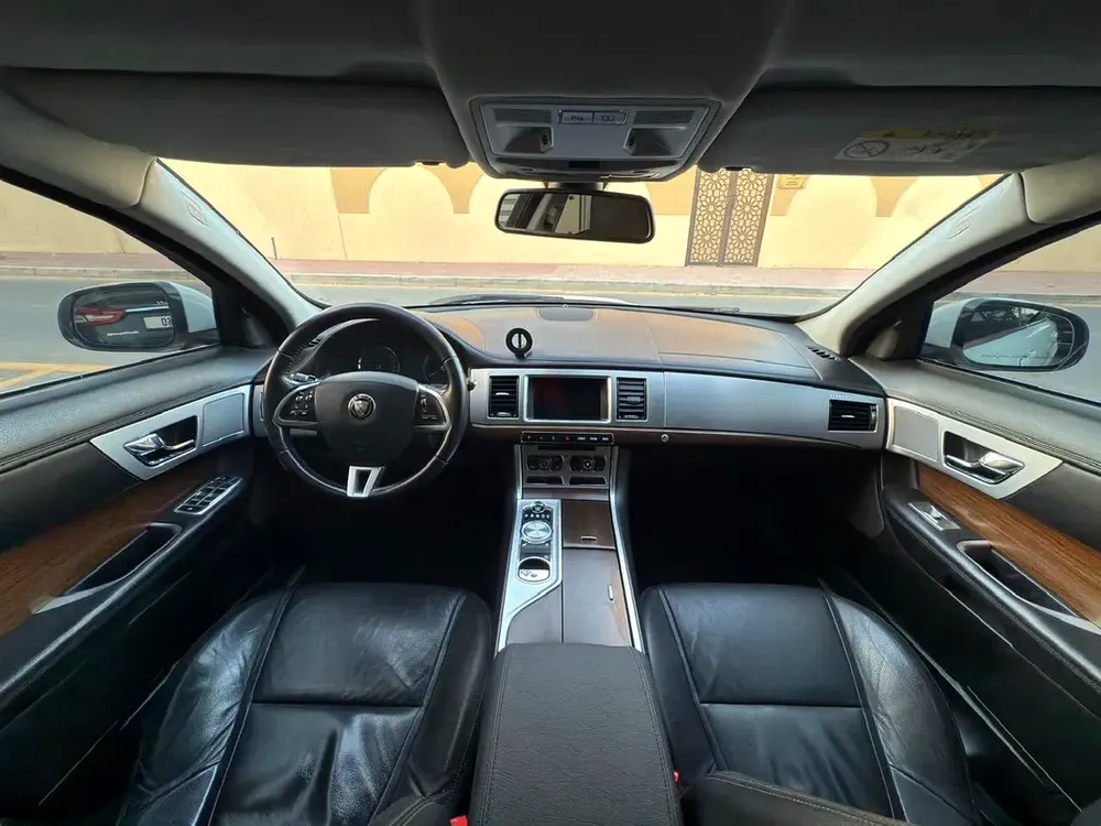 Jaguar XF 2015 | Clean Car | New Tyres | Well Maintained - Image 8