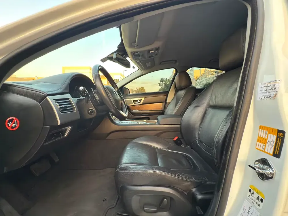 Jaguar XF 2015 | Clean Car | New Tyres | Well Maintained - Image 9
