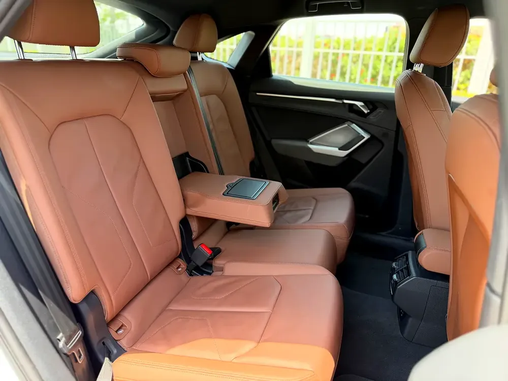 Audi Q3 40 TFSI S-Line 2020 (S-Line Package – GCC – Perfect Condition) - Image 16