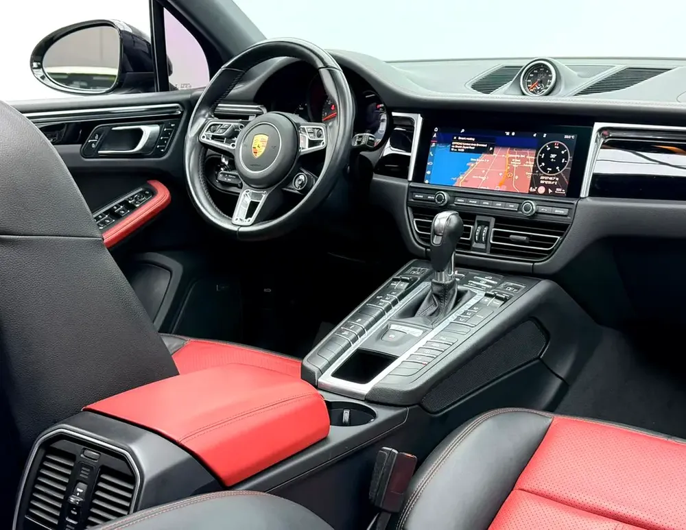 2019 Porsche Macan S, Warranty, Service History, GCC - Image 12