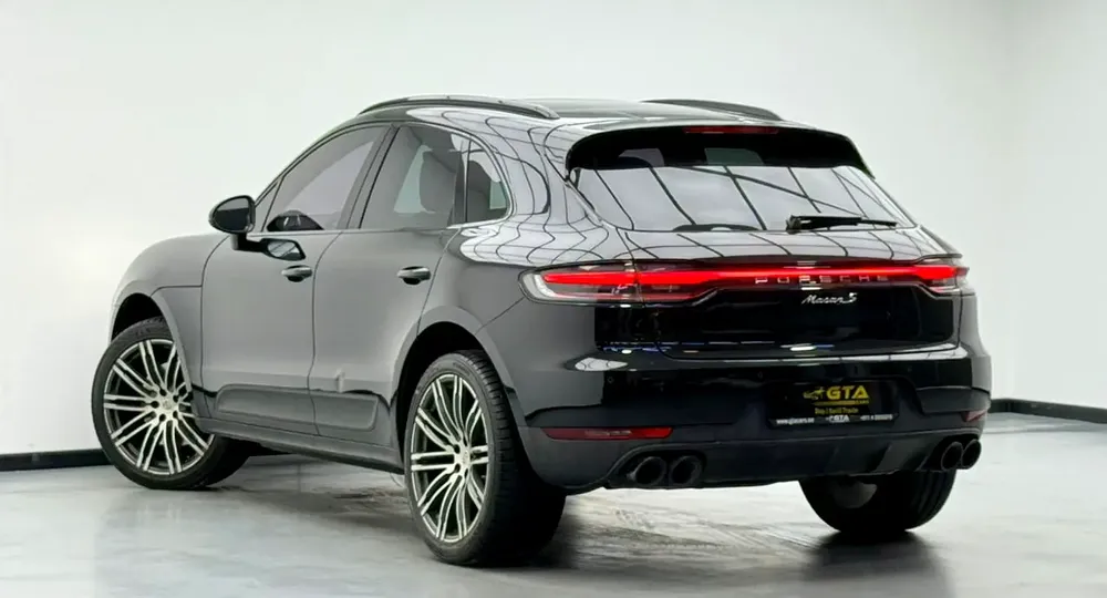 2019 Porsche Macan S, Warranty, Service History, GCC - Image 4