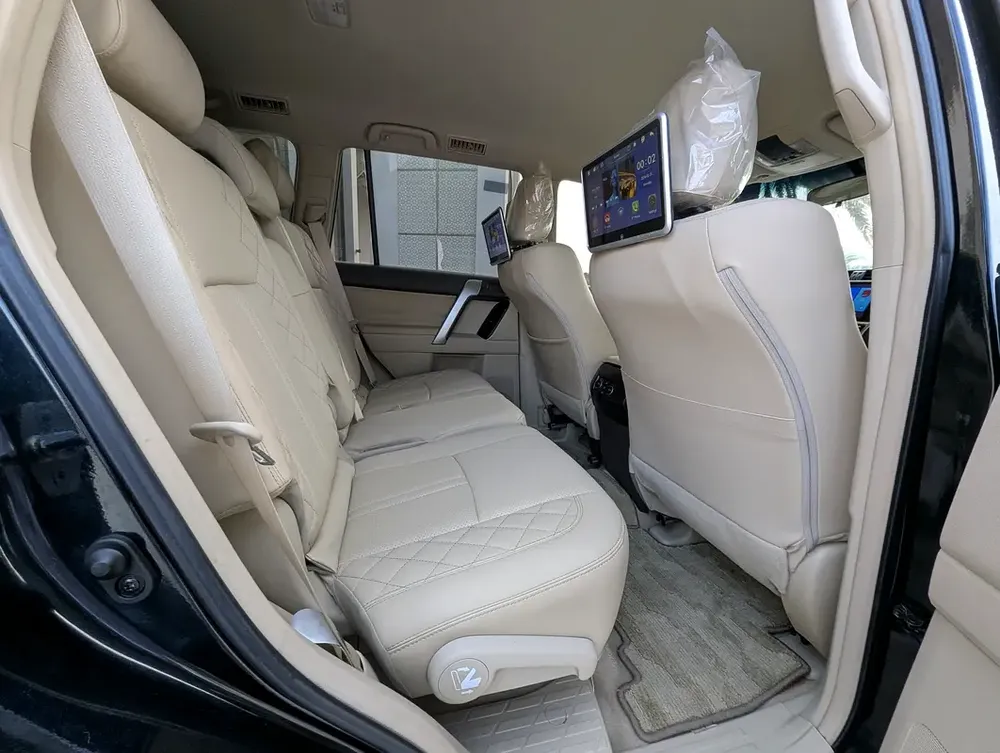 2023 Toyota Prado TXL - V4 2.7L - GCC Specs - Like New - Image 10