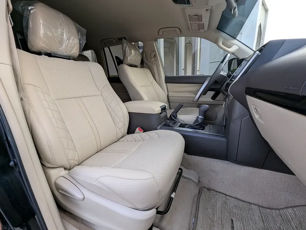 2023 Toyota Prado TXL - V4 2.7L - GCC Specs - Like New - Image 11