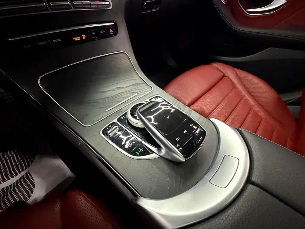 AMG Full Option | Low Kms | Apple Car Play | Full Service History | Warranty | GCC Specs - Image 13