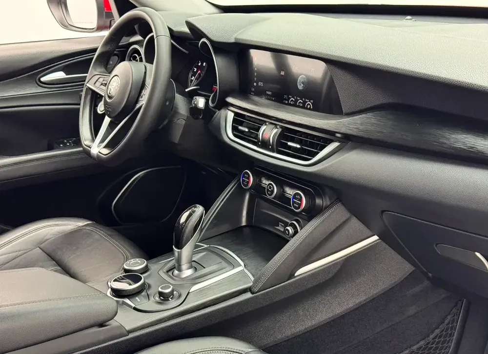 2018 Alfa Romeo Stelvio Q4 Super, Service History, 1 Year Warranty, GCC - Image 15