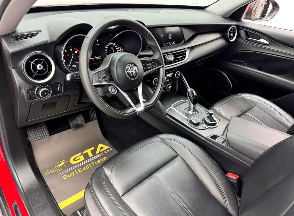 2018 Alfa Romeo Stelvio Q4 Super, Service History, 1 Year Warranty, GCC - Image 17