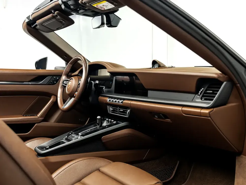 SUMMER STARTS NOW | EXCLUSIVE DEAL BY BLACKLINE,  2025 911 Targa 4 GTS, 2027 Porsche Warranty, GCC - Image 15
