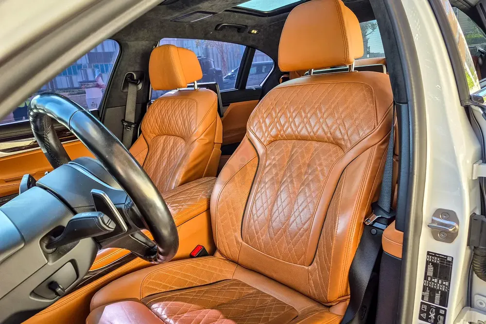 AED 3191/month | 2022 BMW 7-Series 750Li | GCC Specs | Ref#427651 - Image 12