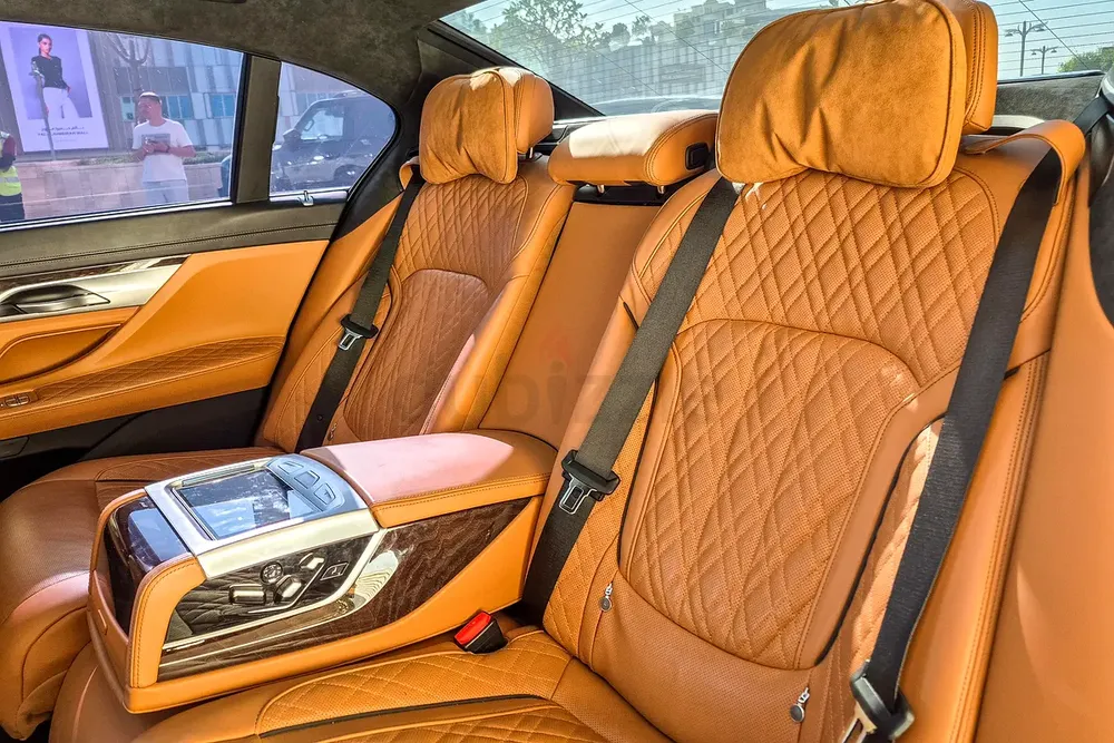 AED 3191/month | 2022 BMW 7-Series 750Li | GCC Specs | Ref#427651 - Image 13