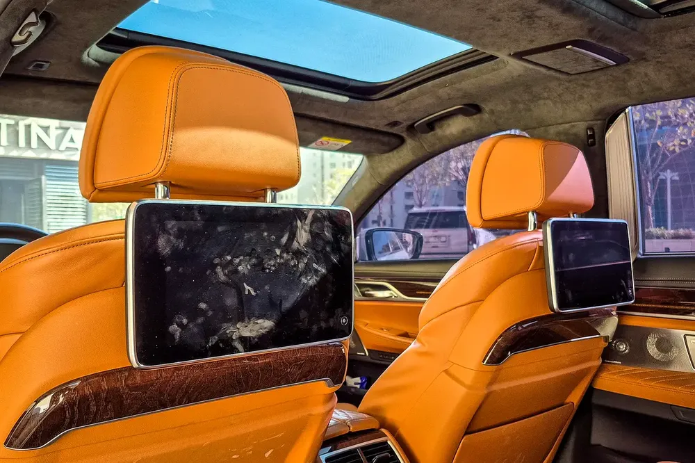 AED 3191/month | 2022 BMW 7-Series 750Li | GCC Specs | Ref#427651 - Image 14