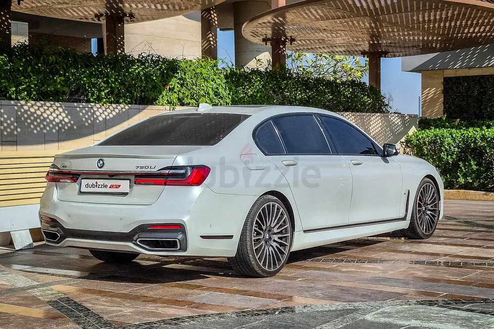 AED 3191/month | 2022 BMW 7-Series 750Li | GCC Specs | Ref#427651 - Image 6