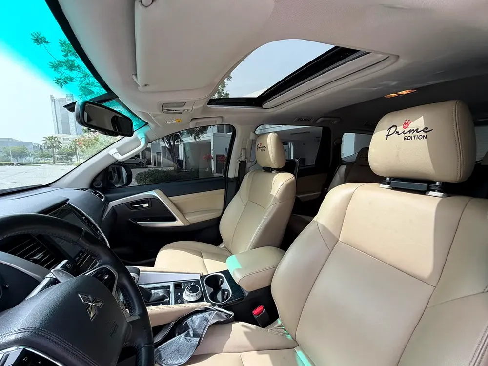 Mitsubishi Montero Sport Prime Edition 4WD Top Of The Range 2023 Like New - Image 12
