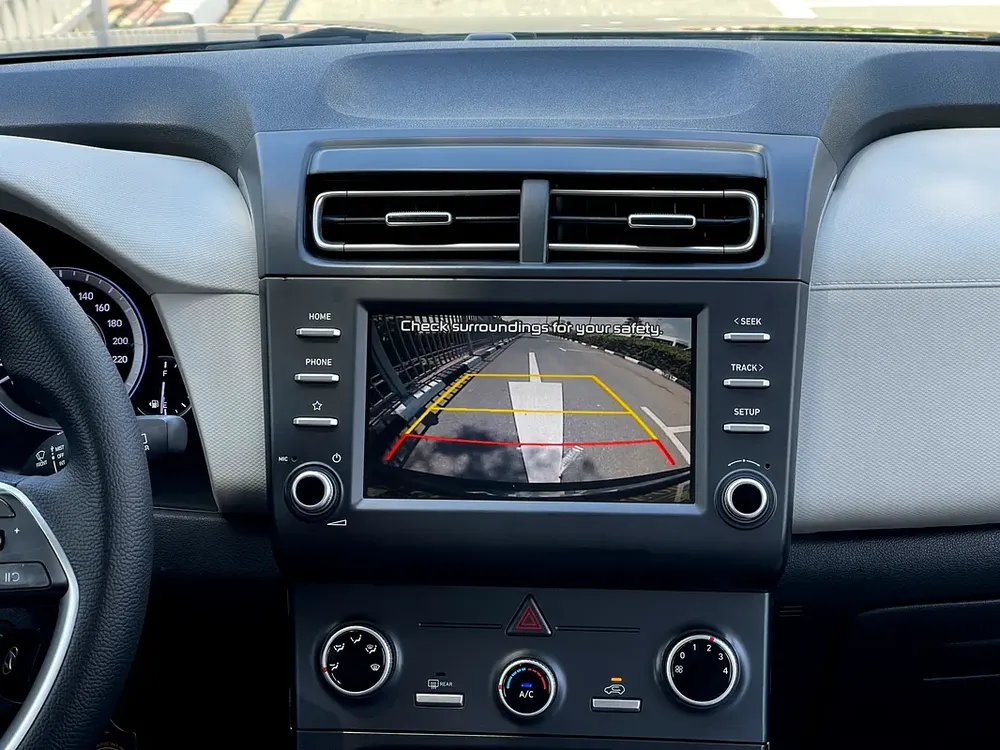 UNLIMITED MILEAGE WARRANTY / NAVIGATION + CAMERA +CRUISE CONTROL + APPLE CAR PLAY / IN HOUSE FINANCE - Image 10
