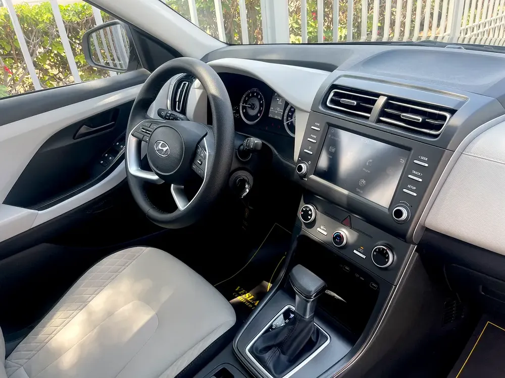 UNLIMITED MILEAGE WARRANTY / NAVIGATION + CAMERA +CRUISE CONTROL + APPLE CAR PLAY / IN HOUSE FINANCE - Image 14